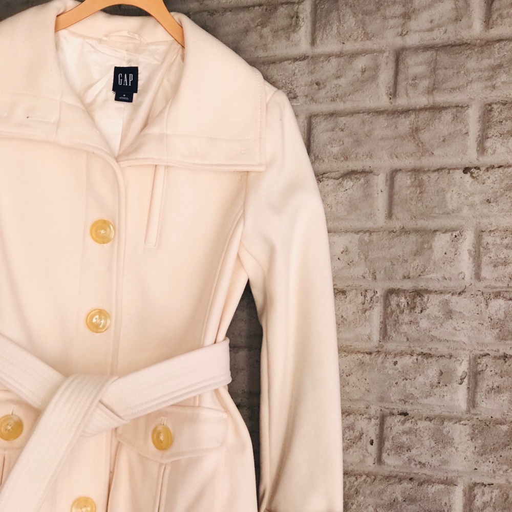 4x$35*** GAP Fall/winter jacket - Picture 2 of 7
